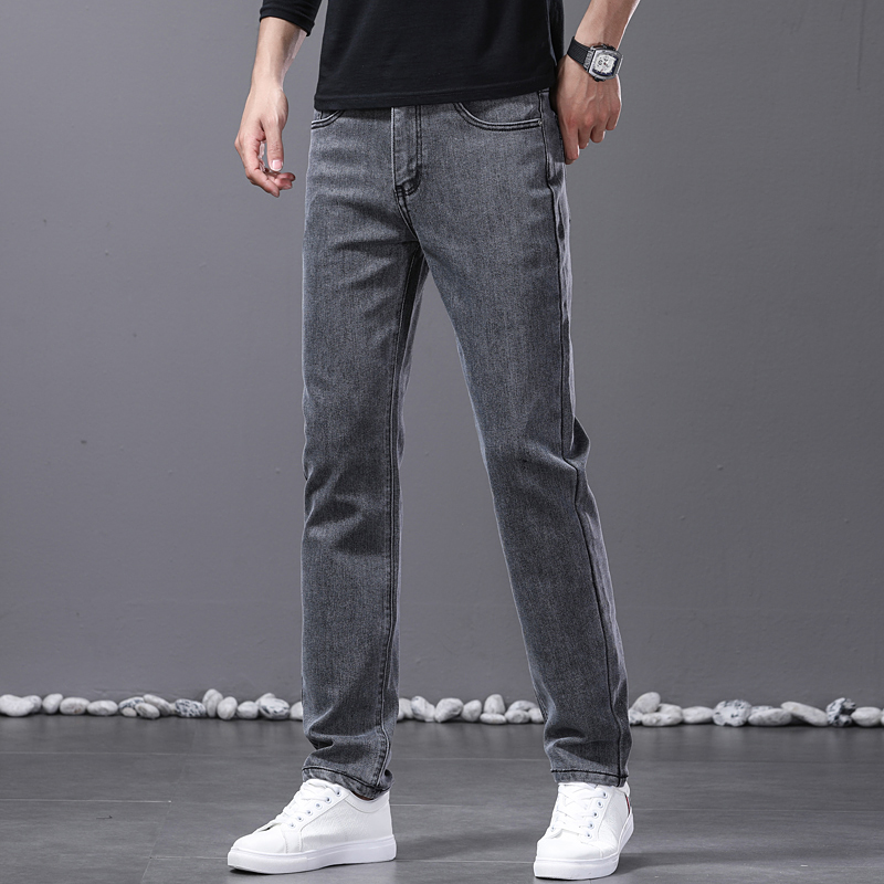 Nuovi Jeans Dritti da Uomo Pri - Levis Jeans 501 recensione e prezzo